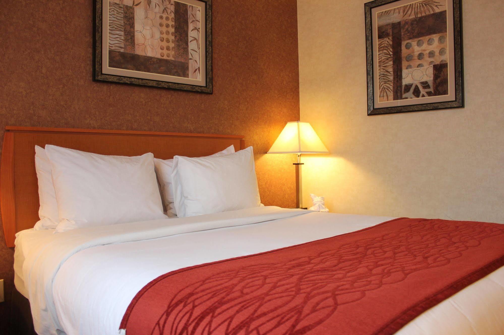 Bellerose Inn Exteriér fotografie